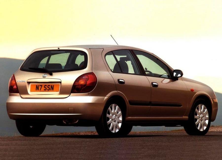  Nissan Almera 5-Door 2003 года  (UK) (фото 2 из 4)